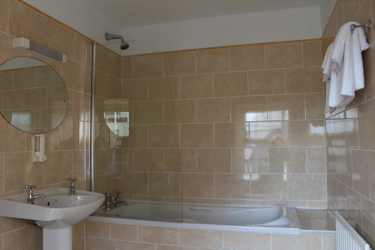 Townhouse Tullamore Hotel Bagian luar foto