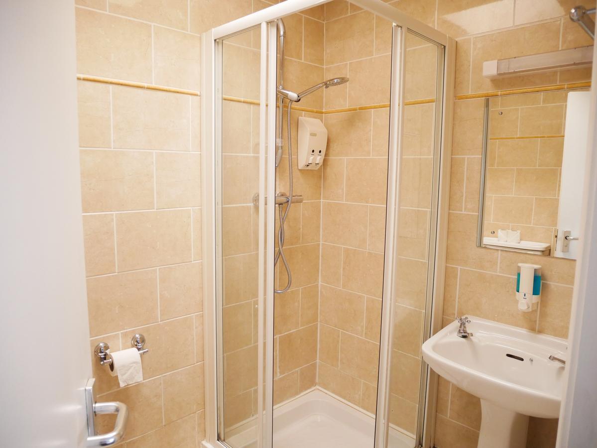 Townhouse Tullamore Hotel Bagian luar foto